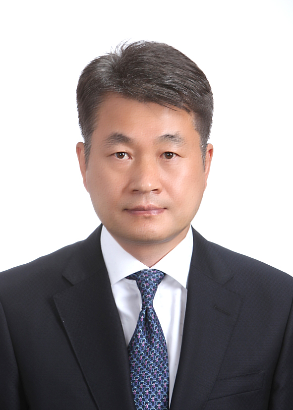 박상석