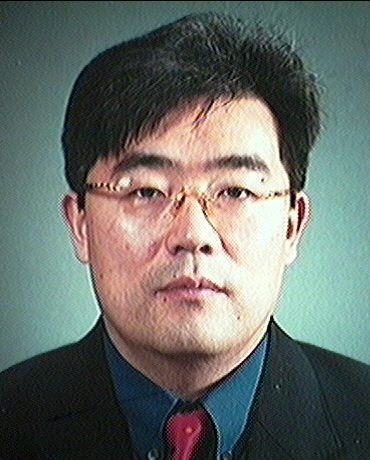 김철홍