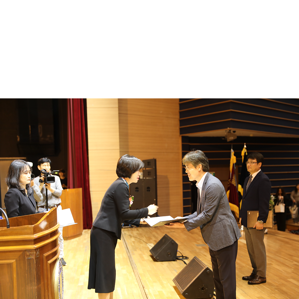 수원대학교, 법인설립 49주년·개교 44주년 기념식 개최… 장기근속자 및 공로상 수상자 시상